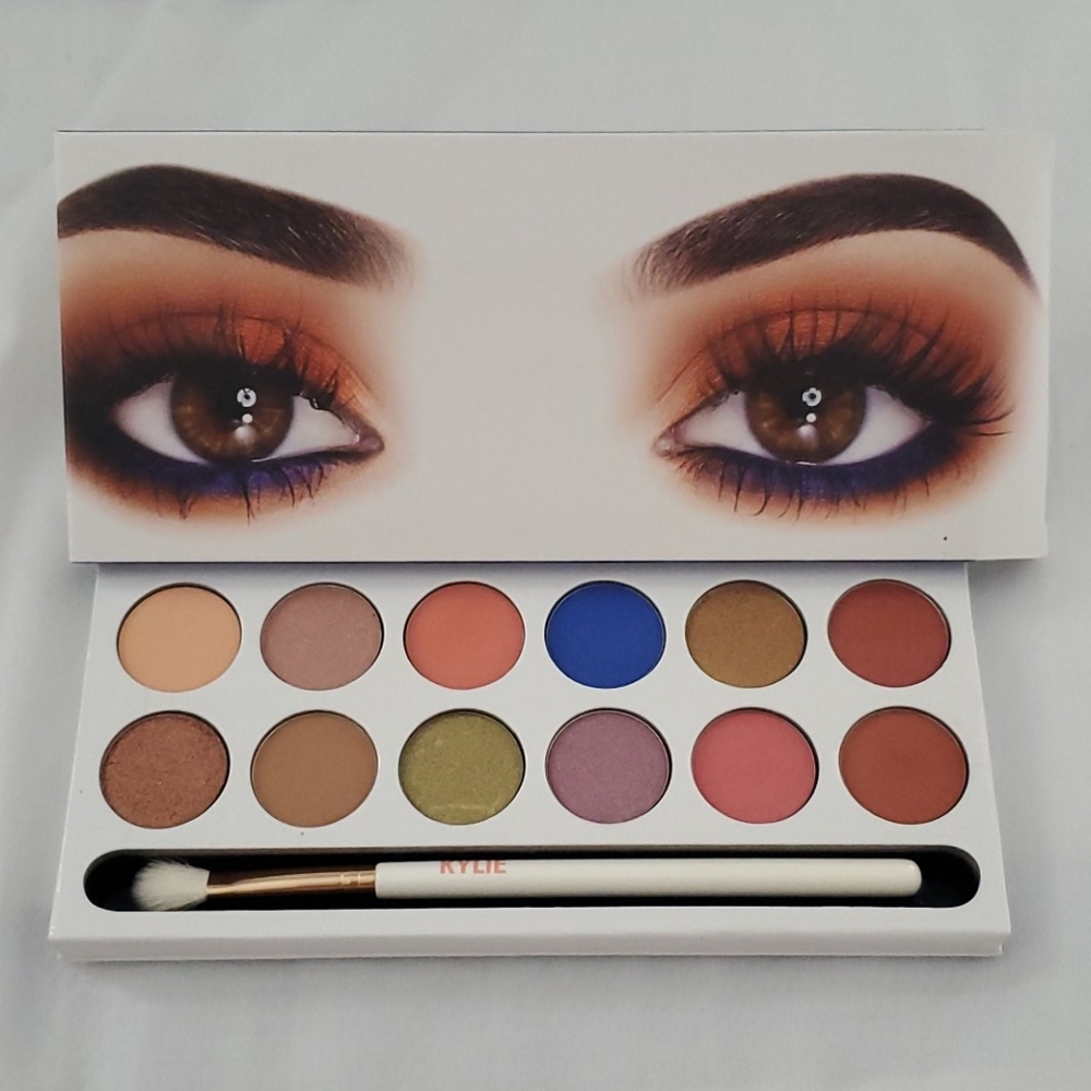 Kylie Cosmetics -Royal Peach Palette - Picture 4 of 7